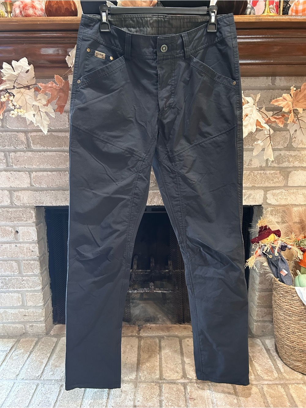 Kuhl Men's Dark Navy Cargo Pants EUC